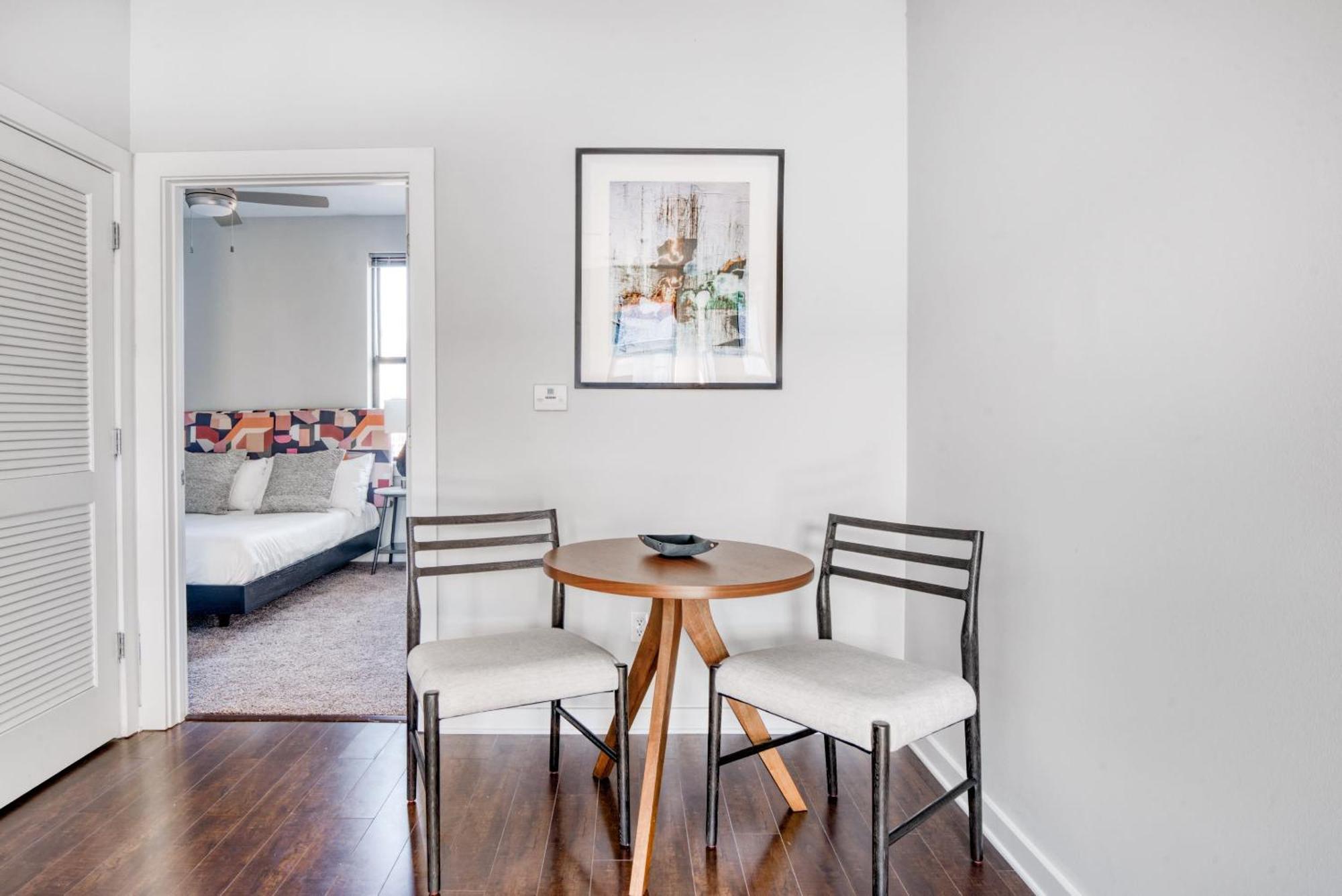 Cozysuites Music Row Bold 1Br W Free Parking Nashville Ngoại thất bức ảnh